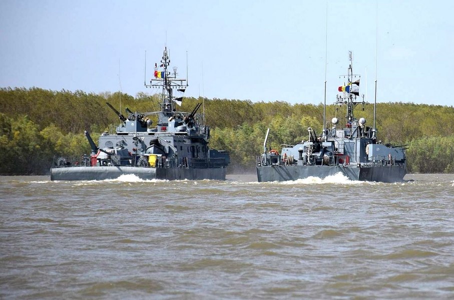 Evaziune și spălare de bani în contracte cu nave NATO: percheziții DNA în Constanța și 5 persoane reținute în Norvegia