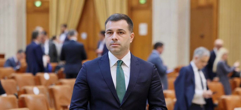 Gafă monumentală a ministrului Transporturilor. El a botezat un tunel de pe Autostrada Sibiu-Pitești cu numele unui actor celebru