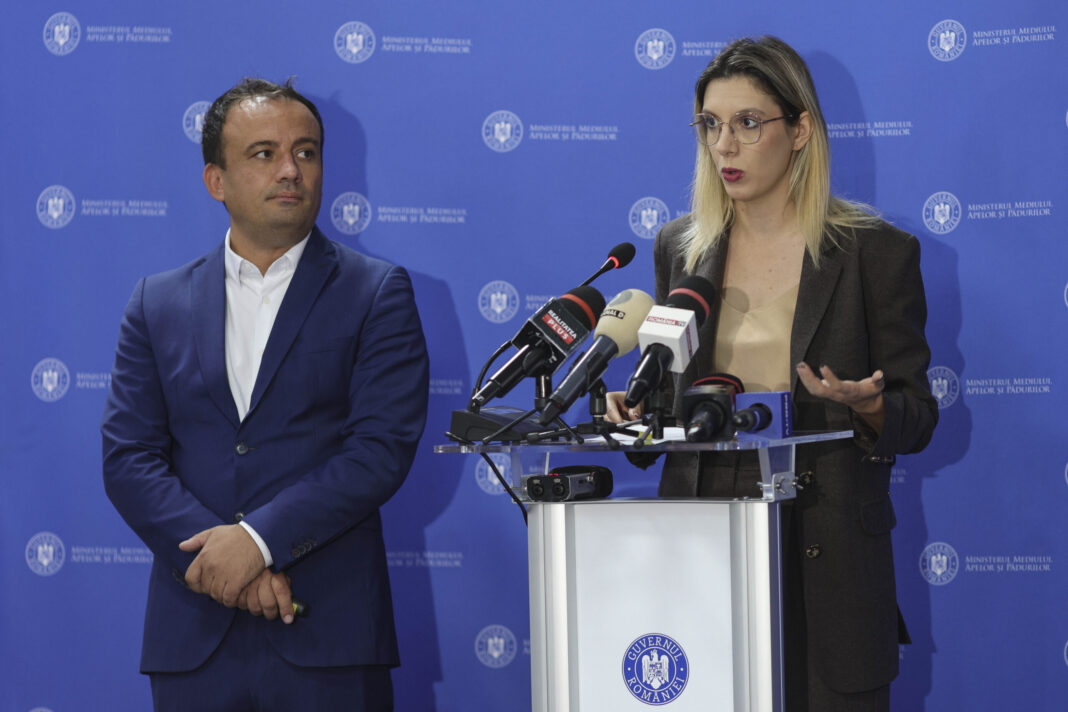 Garda Forestieră lansează o platformă digitală pentru sesizarea tăierilor ilegale de arbori din păduri / Cetățenii pot vedea pe o hartă în timp real rezultate ale controalelor și amenzi, plus termene de răspuns la petiții / Platformă dezvoltată cu costuri zero, anunță Gârbacea / Buzoianu cere transparență și la Garda de Mediu și Apele Române
