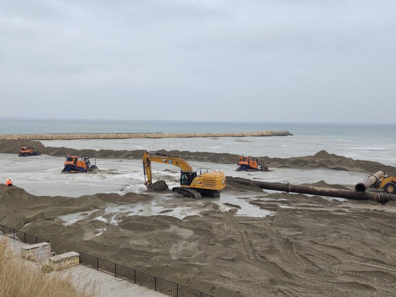 Litoralul se lărgește spectaculos. O nouă plajă de 30 de hectare apare între Saturn și Mangalia