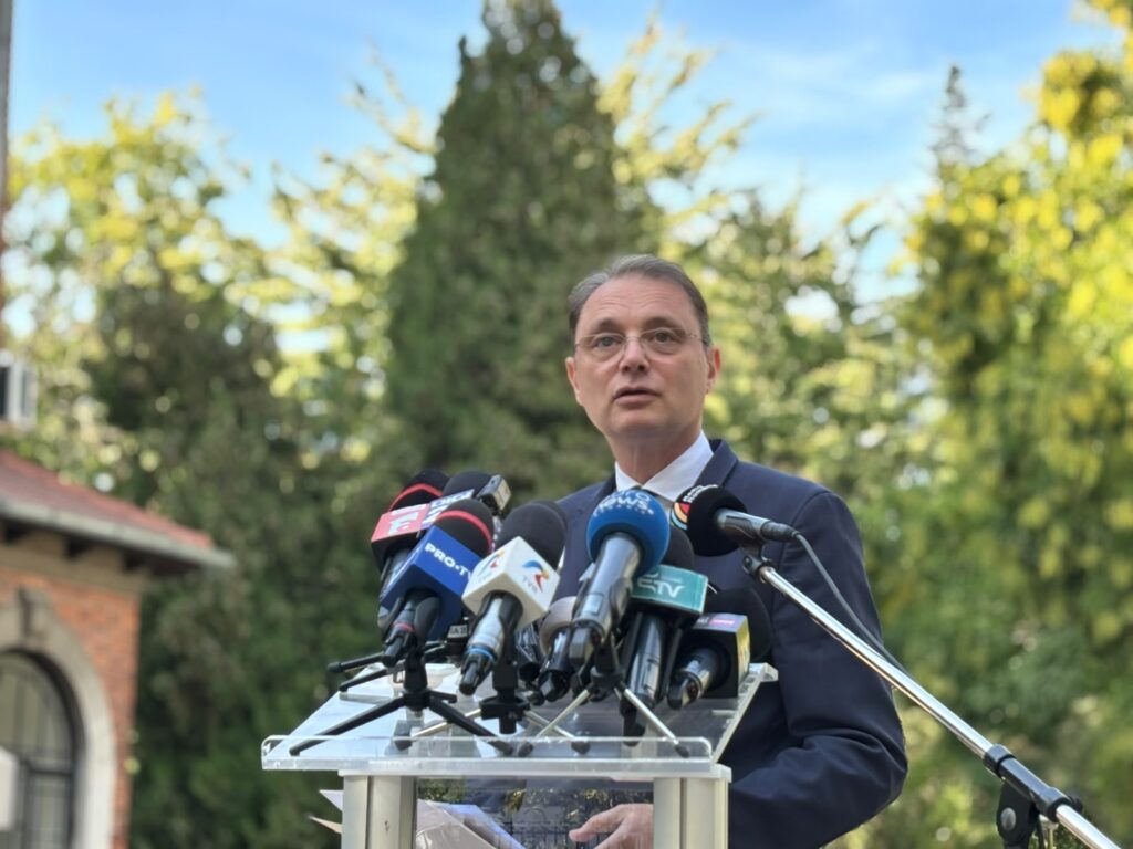 Luca Niculescu se întâlnește luni cu extremiștii de la PACE și cu grupul parlamentar al lui Victor Ponta