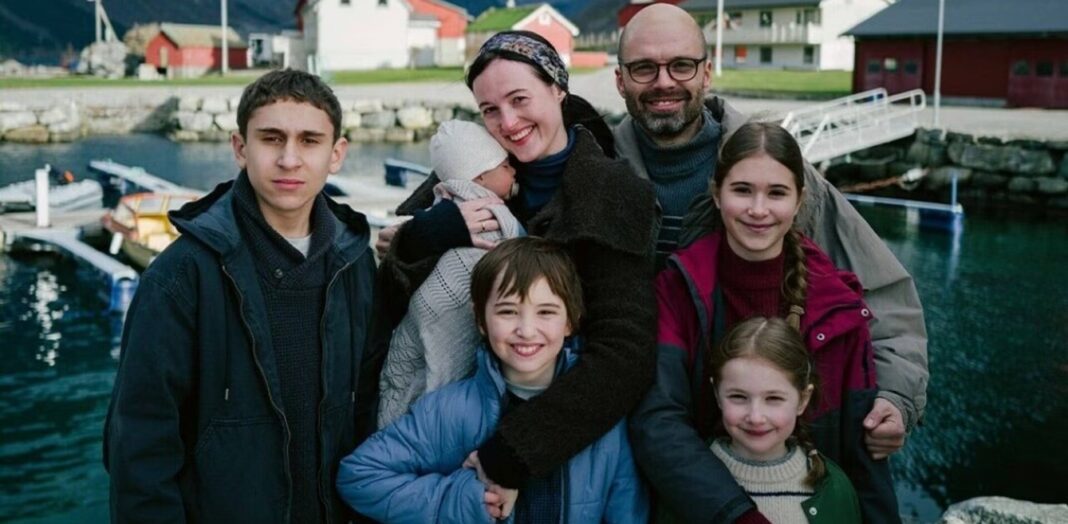 Ministerul Culturii susţine cu 500.000 de lei promovarea la Oscar a filmului „Fjord” / ”Mungiu poate să facă cel mai fabulos film de pe suprafaţa Pământului, dar el are un fel de campanie electorală de făcut„