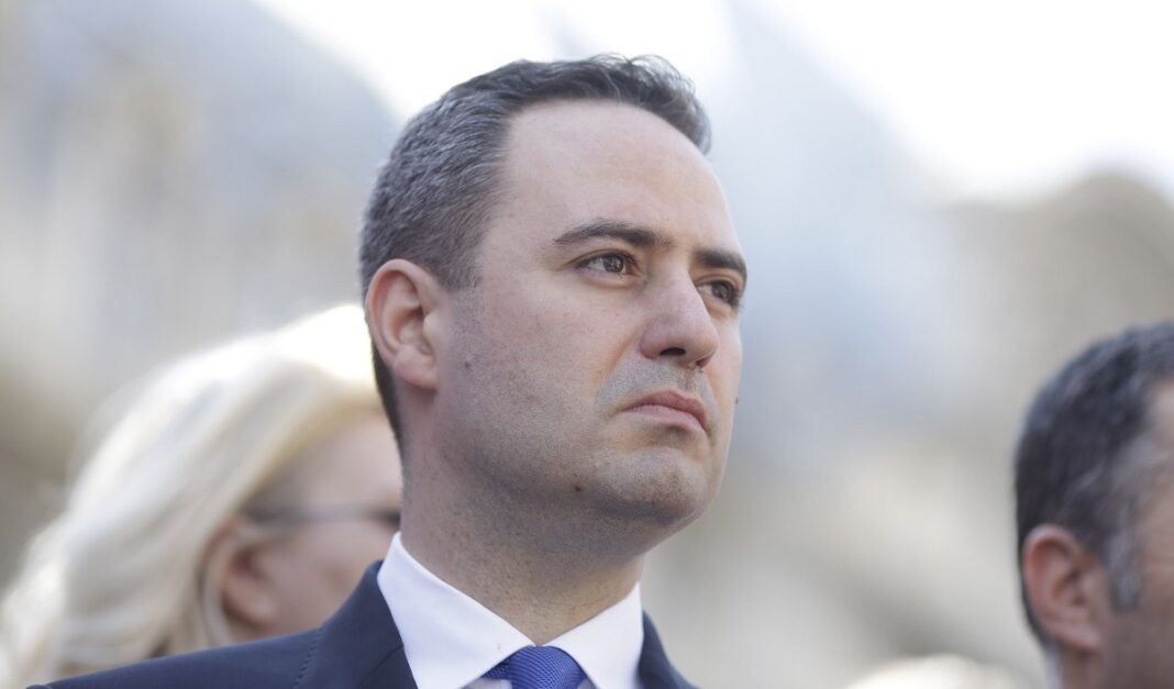 Ministrul Finanțelor, chemat de USR la Ora Guvernului: „Discuția despre buget nu se poate purta pe Facebook”
