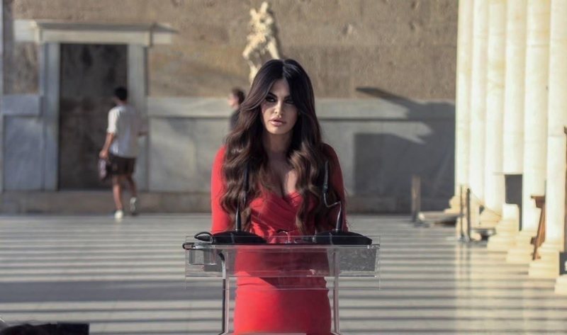 NEWS.ro: Ambasadoarea SUA în Grecia, Kimberly Guilfoyle, acuzată că a solicitat 100.000 de dolari unui donator al lui Trump în schimbul intervenţiilor pe lângă administraţia americană