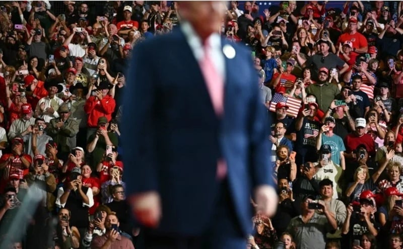 NEWS.ro: ANALIZĂ: Trump şi republicanii, împinşi în corzi înaintea alegerilor