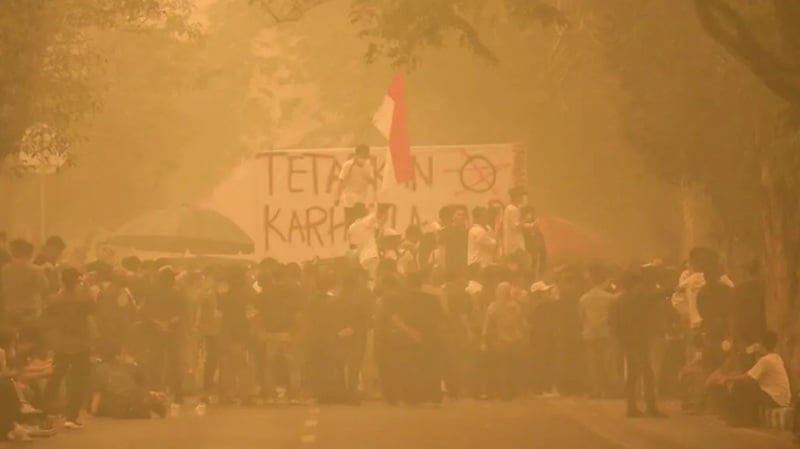 NEWS.ro: Aproximativ 3.650 de morţi în Indonezia, în septembrie, din cauza poluării aerului în urma unor incendii uriaşe
