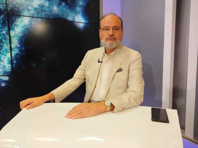 NEWS.ro: Avem inimi cu care să salvăm vieţi prin transplant, dar nu şi destui pacienţi care să le primească. Prof. Horaţiu Moldovan: „Asta face ca România să fie în situaţia să exporte inimi când apar”
