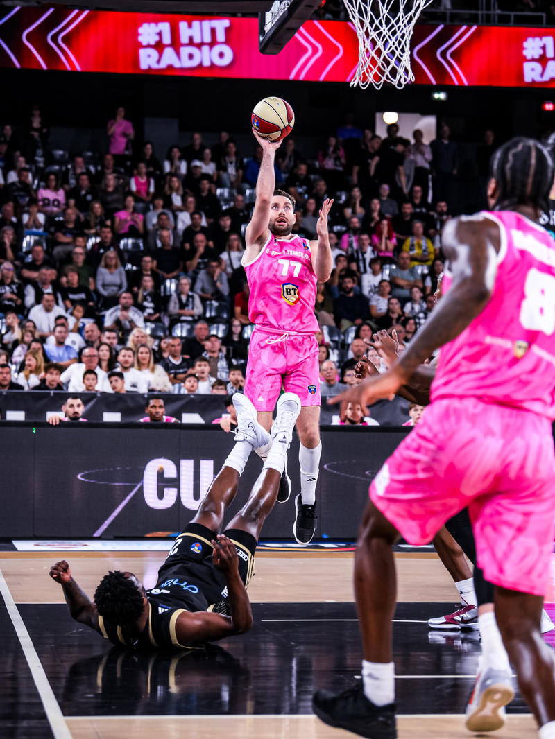 NEWS.ro: Baschet masculin: Campioana U BT Cluj pierde meciul de gală cu Dubai Basketball, deţinătoarea trofeului în Liga Adriatică