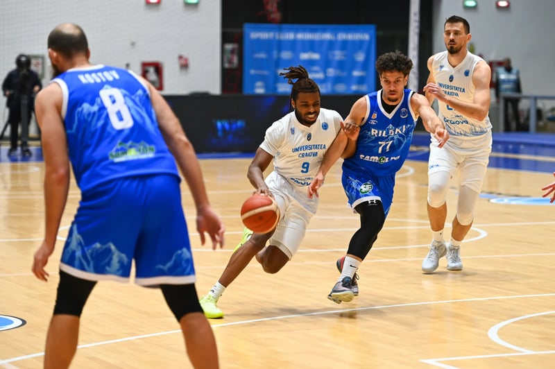NEWS.ro: Baschet masculin: SCMU Craiova, prima victorie în grupa C a FIBA Europe Cup