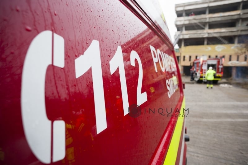 NEWS.ro: Braşov: Femeie rănită într-un incendiu care a cuprins o locuinţă, în localitatea Bran