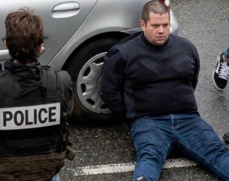 NEWS.ro: Cei patru apropiaţi ai suspectul în atacul mitraliera la Paris, eliberaţi. Nuñez: Suspendarea arestului preventiv al lui Kévin T. din motive psihiatrice ”nu schimbă cu nimic faptul că acesta este un atentat rasist”
