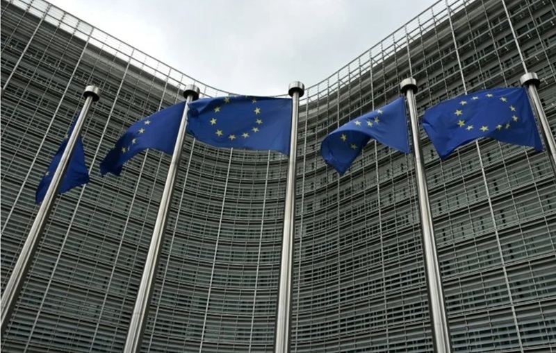 NEWS.ro: Comisia Europeană urmăreşte ”foarte îndeaproape” un posibil focar de ciumă în Siberia, în Rusia. Statele membre UE dispun de stocuri de antibiotice. ”Suntem mult mai bine pregătiţi de eventuale pandemii”, după pandemia covid-19