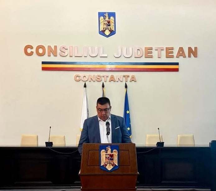 NEWS.ro: Constanţa: Prefectul susţinut de PNL a anunţat că va demisiona după ce noul guvern va fi învestit şi va asigura funcţionarea instituţiei până la numirea altui prefect