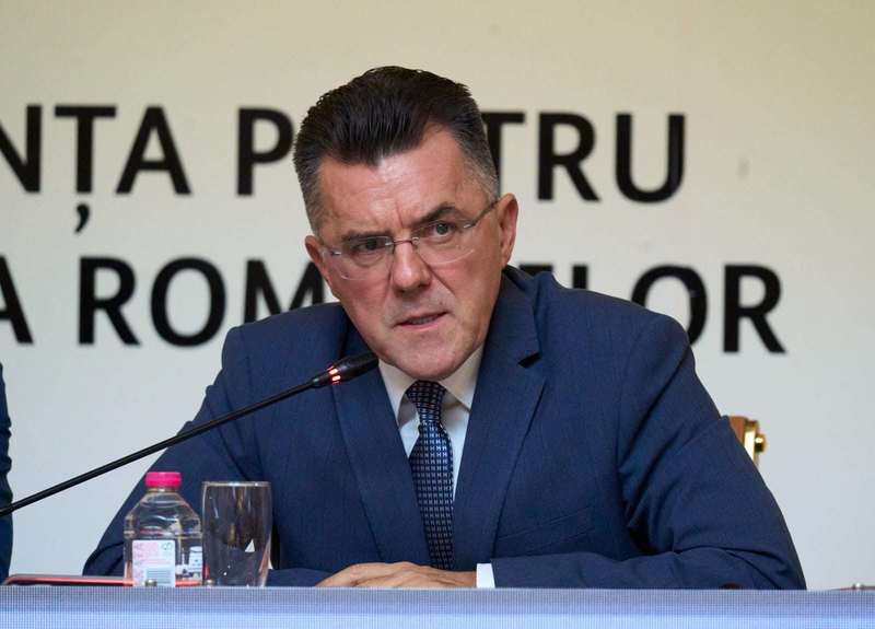 NEWS.ro: CONSULTĂRI LA COTROCENI – Dan Dungaciu (AUR): Am reiterat ideea, soluţia pentru noi sunt alegerile anticipate / Peiu: I-am spus preşedintelui că avem o majoritate pentru alegeri anticipate, majoritate care se poate verifica