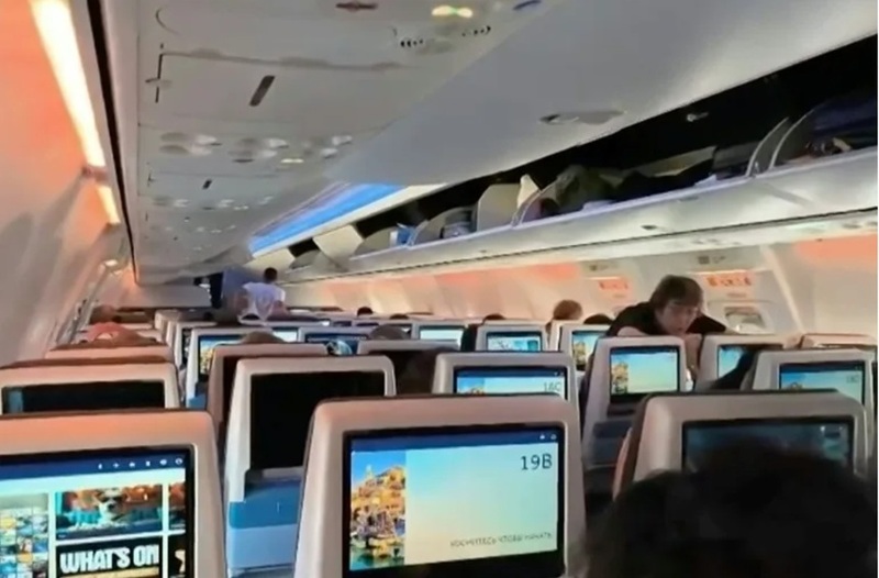 NEWS.ro: Copilotul din Oman al zborului flydubai planifica un atac sinucigaş pe Aeroportul Ben Gurion din Tel Aviv, după modelul atentatelor teroriste de la 11 septembrie 2001 în SUA, anunţă procurorul general al EAU
