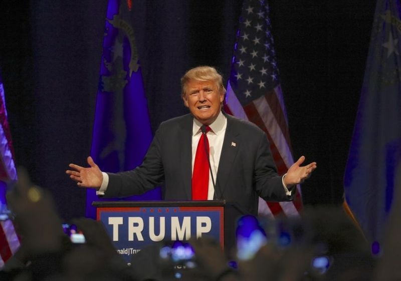NEWS.ro: Donald Trump îl atacă pe Barack Obama, după ce fostul preşedinte democrat i-a jignit decorul de la Casa Albă, comparându-l cu un restaurant „Cheesecake Factory”: Preşedinte de doi bani