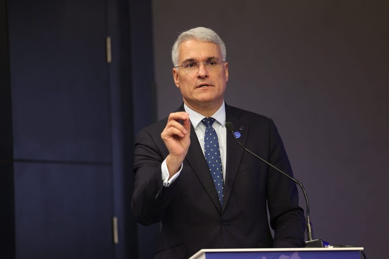 NEWS.ro: Dragoş Pîslaru: Toate măsurile fiscale luate de guvernarea Bolojan au fost adoptate inclusiv cu votul din coaliţie al PSD, cel care astăzi clamează că Bolojan ”a sărăcit” România/ Din păcate pentru PSD, propaganda nu mai funcţionează