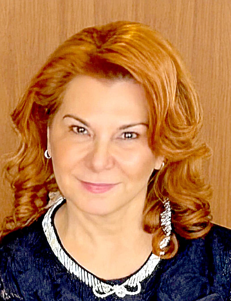 NEWS.ro: Eveniment NEWS, RO - Adina Călinescu, preşedintele Comisiei de recuperare credite neperformante: Băncile, în general, nu se aruncă în a cere deschiderea insolvenţei. Sunt foarte mulţi debitori care cer insolvenţa pentru a se apăra de executarea silită