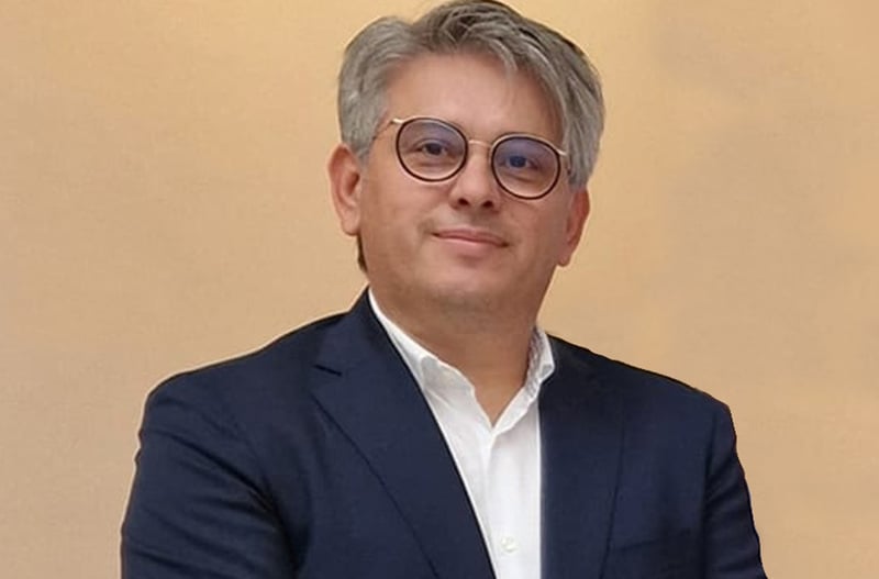 NEWS.ro: Eveniment NEWS.RO – Sterică Fudulea (IMM România): Nu toţi antreprenorii care intră în insolvenţă sunt ţepari. Unii se împiedică, la un moment dat. Din păcate, cel care închide prima firmă este stigmatizat, nimeni nu prea vrea să îl ajute