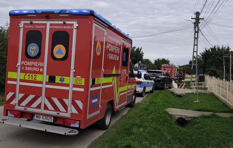 NEWS.ro: Explozie într-o locuinţă din Constanţa / Un bărbat de 72 de ani, evacuat din imobil