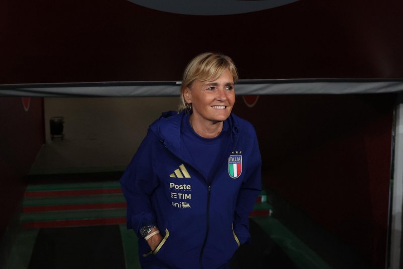 NEWS.ro: Fotbal: La nici două luni după numire, şefa delegaţiei echipei naţionale a Italiei a demisionat