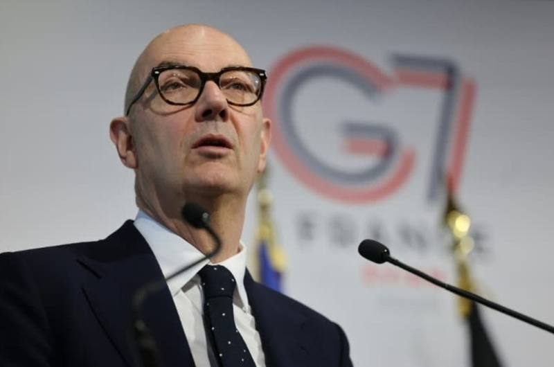 NEWS.ro: Franţa ”nu va trăda Ucraina”, dă asigurări ministrul francez al Finanţelor