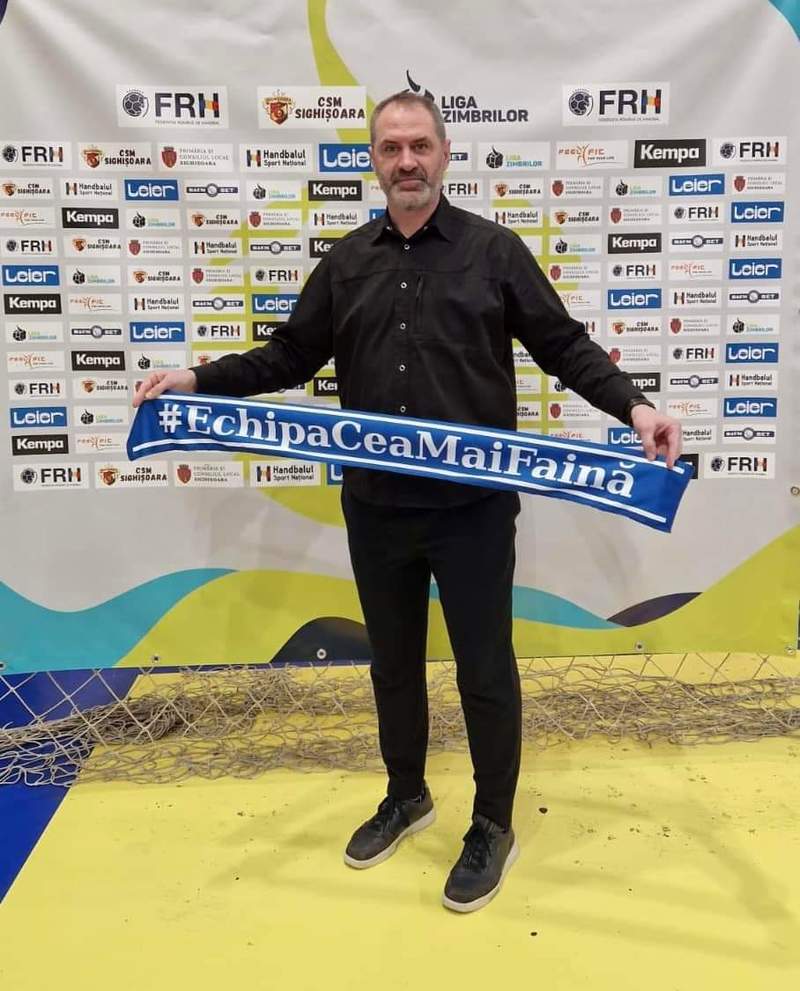 NEWS.ro: Handbal masculin: Sandu Iacob şi Cedric Sorhaindo, noii antrenori ai naţionalei României