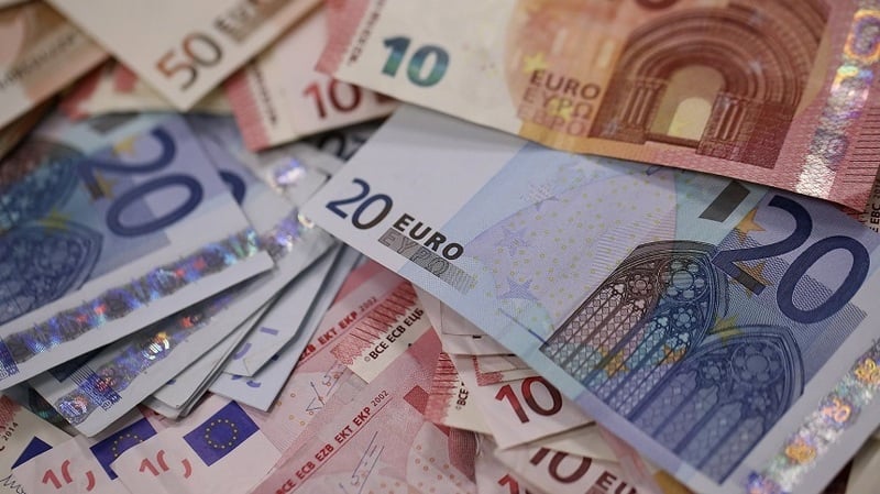 NEWS.ro: Italia majorează taxele pentru bănci şi companiile energetice, pentru a finanţa un buget de 26 de miliarde de euro în 2027; Deficitul va depăşi limita UE