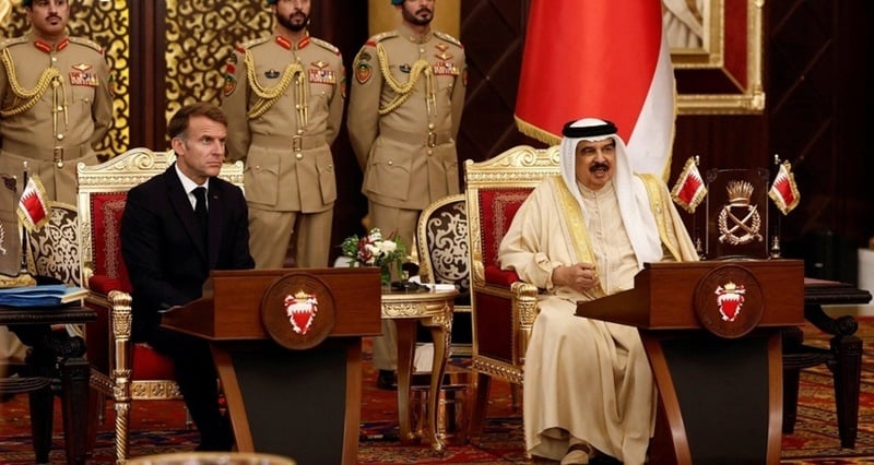 NEWS.ro: Macron obţine 200.000 de tone de motorină din Bahrain şi EAU