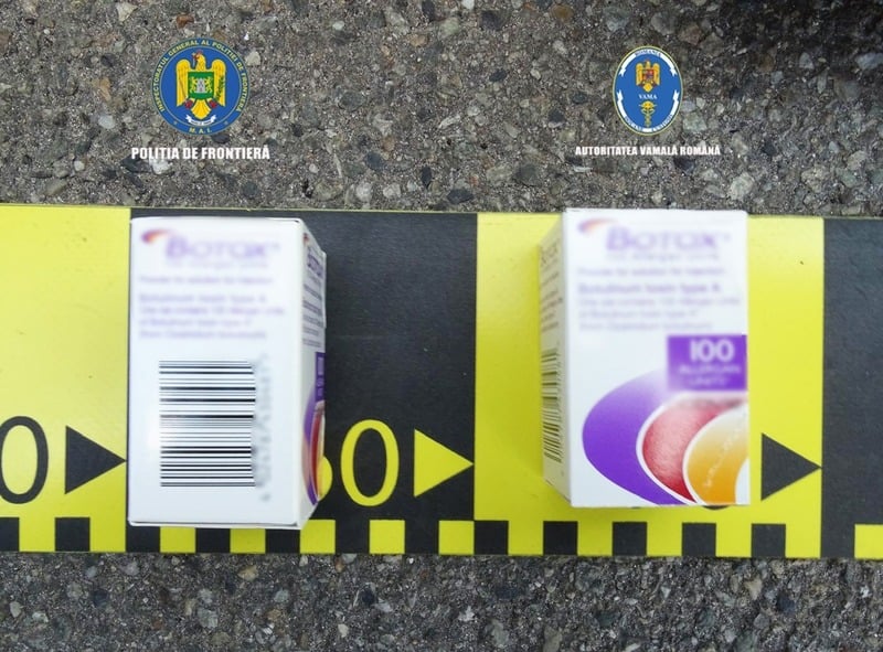 NEWS.ro: Mii de flacoane cu soluţie injectabilă pe bază de toxină botulinică fără documente legale, în valoare de peste 3,3 milioane de lei, descoperite la Calafat/ Avertismentul Autorităţii Vamale Române - FOTO