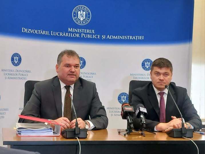 NEWS.ro: Ministrul Alexandru Stoica, la preluarea mandatului: Ministerul Dezvoltării va lansa şi va coordona programul ”START Reforma Administrativă”, pentru comasarea voluntară a comunelor / Achitarea facturilor restanţe, o urgenţă