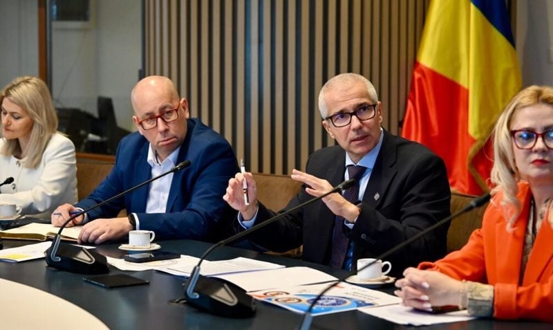 NEWS.ro: Ministrul Justiţiei, Radu Marinescu, a dispus demararea demersurilor pentru reorganizarea Administraţiei Naţionale a Penitenciarelor şi Direcţiei Naţionale de Probaţiune