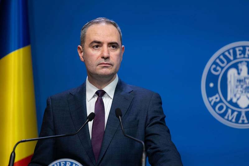 NEWS.ro: Nazare: Vreau să spulber un mit. Nu există vreun cufăr de galbeni, secret, pitit undeva la Ministerul Finanţelor, o resursă din asta extrabugetară, care să fie neştiută şi care acum să fie consumată / Drumul de acum încolo nu-i mai uşor, e mai greu