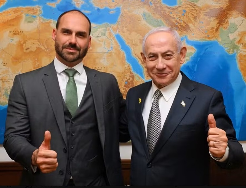 NEWS.ro: Netanyahu îl invită pe Flavio Bolsonaro în Israel