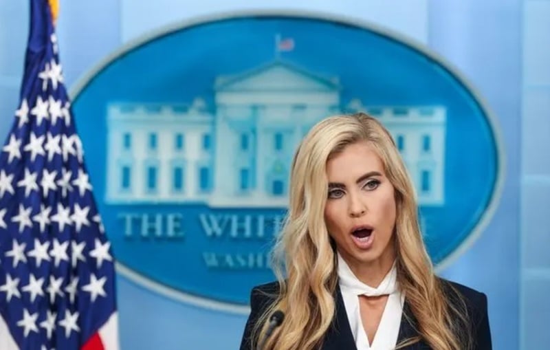 NEWS.ro: Noua purtătoare de cuvânt a Casei Albe Katie Zacharia recunoaşte, la Fox News, că a picat examenul de barou