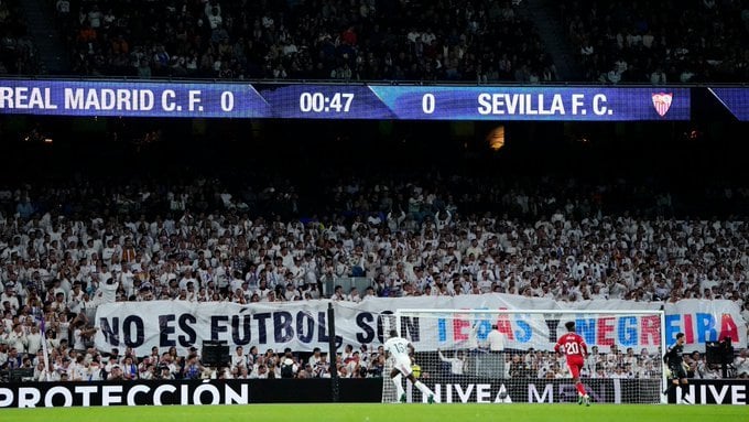 NEWS.ro: „Pot să continue să-mi ceară demisia”, noul răspuns al lui Tebas după bannerul ostil al suporterilor de la Real Madrid