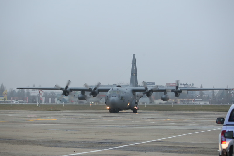 NEWS.ro: România primeşte gratuit de la Guvernul SUA o aeronavă C-130H Hercules/ Ceremonia de predare-primire va avea loc miercuri în Baza 90 Otopeni