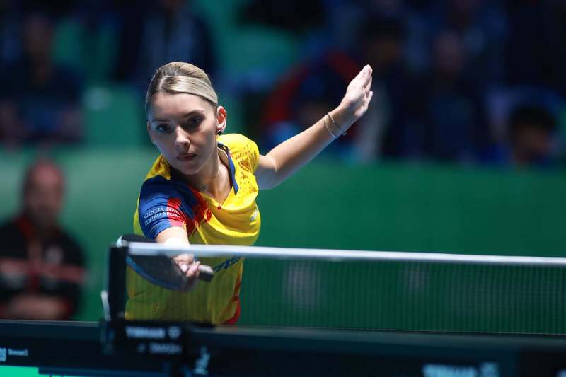 NEWS.ro: Tenis de masă: Bernadette Szocs rămâne cu două medalii la Campionatul European 2026. S-a oprit în sferturi la simplu feminin