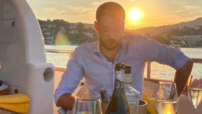 NEWS.ro: Un membru al familiei princiare din Monaco a fost găsit mort într-un parc. Un bărbat se află în arest preventiv