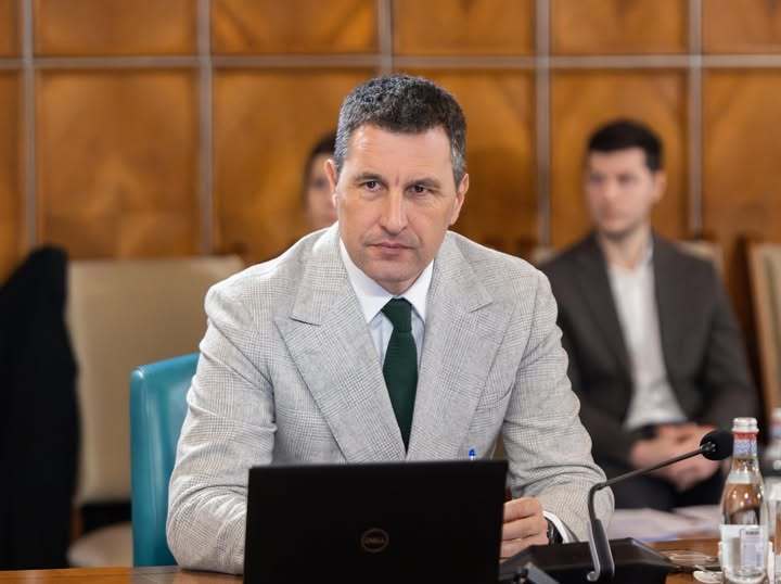 NEWS.ro: Vicepremierul Tánczos Barna despre hotărârea UDMR de a nu face parte din Guvernul Niculescu: Este o decizie bună/ Secretarii de stat nu-şi dau încă demisia, până nu „vine ordinul pe unitate”