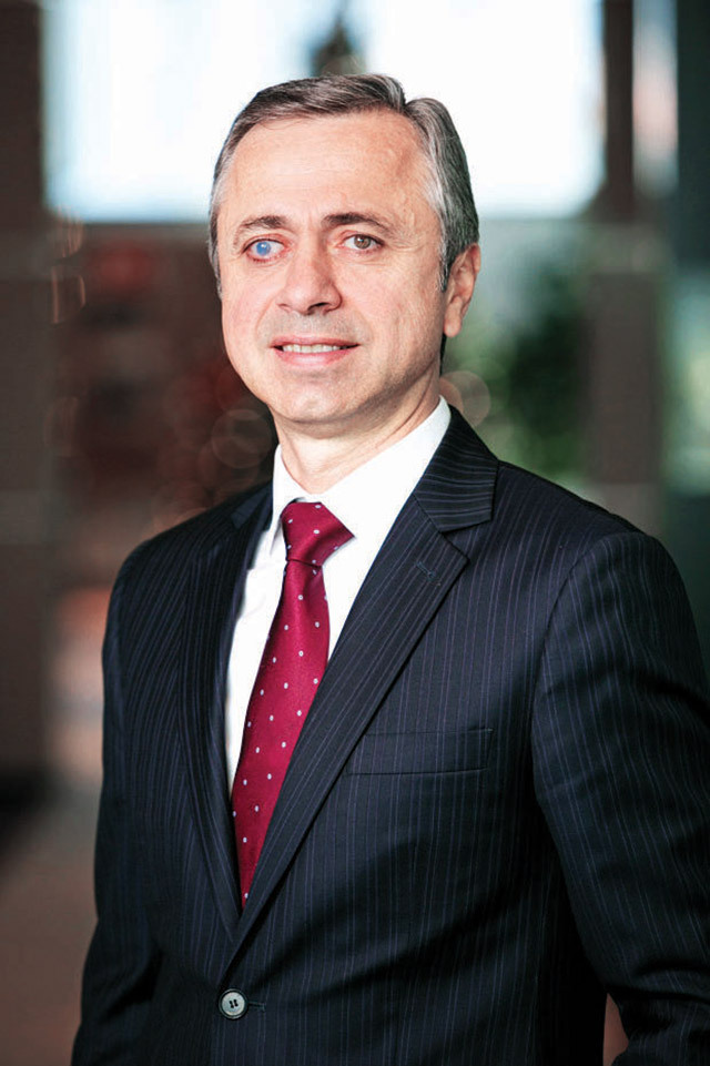 NNDKP, una dintre cele mai mari case de avocatură de pe piaţă, l-a recrutat pe Ionuţ Simion, fost partener, PwC România, în calitate de partener pentru divizia de fiscalitate, NNDKP Consultanţă Fiscală