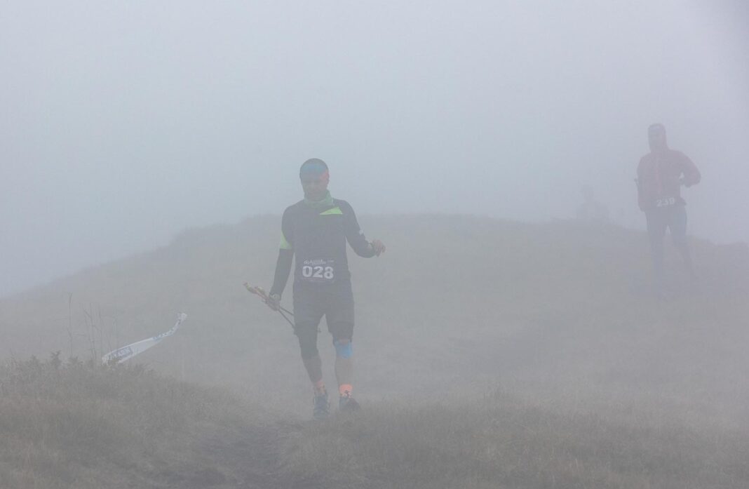 Organizatorii anunță zăpadă și ceață pe creastă înaintea ediției din 2026 a competiției Azuga Trail Race
