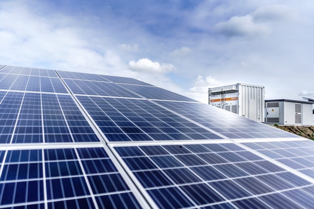 Parc fotovoltaic la Miercurea Ciuc pentru iluminatul stradal / Primar: ”Să acoperim consumul iluminatului public, ne costă în fiecare an milioane de lei”