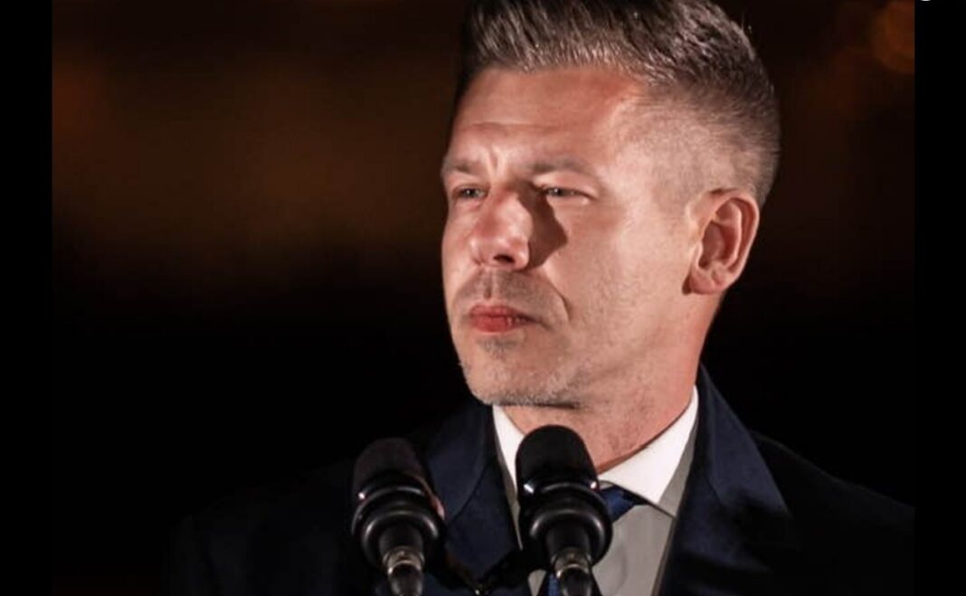Peter Magyar invocă protestele violente din Franța pentru a își apăra politica dură împotriva migrației: „Europa pe care o iubim cu toții este astăzi într-un pericol uriaș”