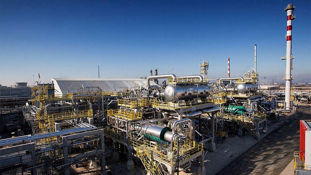 Petrotel Ploiești, în jocul unei tranzacții de 20 de miliarde de dolari. Cine vrea să cumpere activele internaționale ale Lukoil