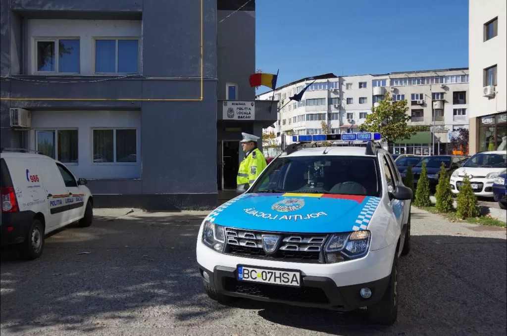 Poliția Locală Bacău plătește aproape 6.000 de euro chirie, deși primăria a cumpărat un sediu cu aproape 7 milioane de euro / Nu sunt spații pentru depozitarea armamentului și muniției