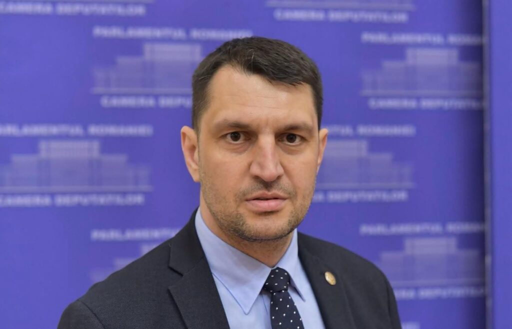 Președintele PNL Dolj, Ștefan Stoica: Ce ne pregătește „PSnorDis”? PSD are de ales fie să crească deficitul bugetar și să arunce România în haos economic, fie să să țină deficitul sub control doar prin creșterea masivă a impozitelor și taxelor pentru cetățeni