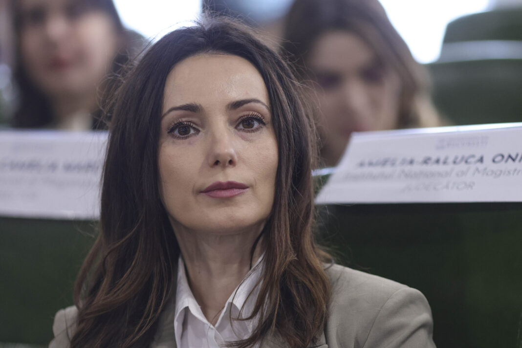 Rezultate finale la promovarea la Înalta Curte: Amelia Onișor a fost admisă, deși nu îndeplinește condițiile legale, Dana Gârbovan a fost respinsă