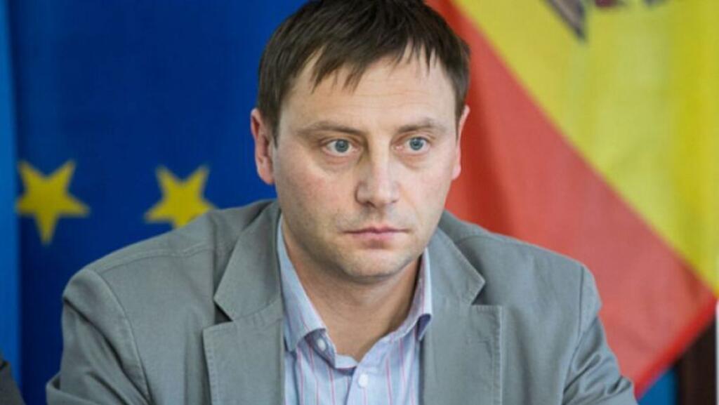 RFI: Comentator, la RFI: Pentru R.Moldova, o stabilitate politică, cu un guvern pro-european la București, este esențială. O coaliție PSD-AUR ar crea mari probleme