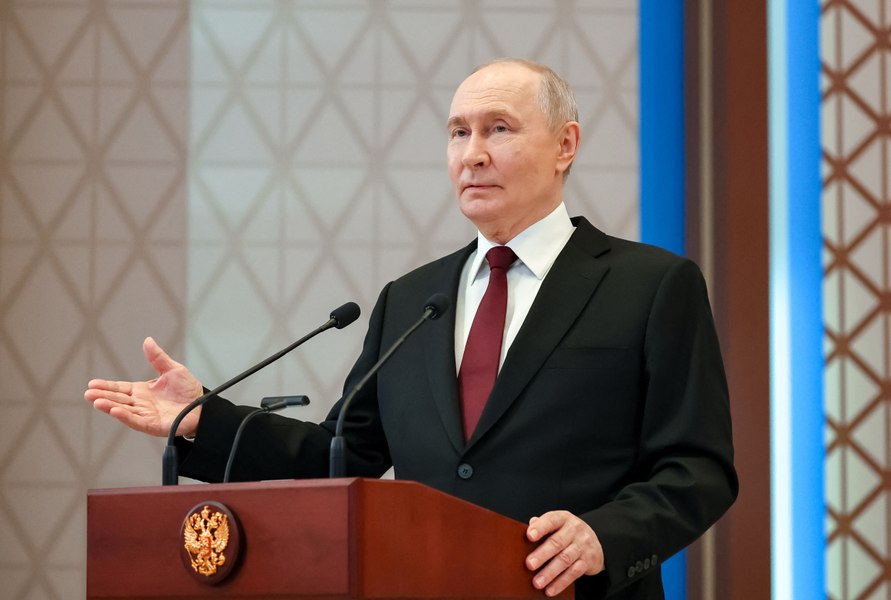 Ritualuri șamanice și atacuri în nopțile cu lună plină. Cine îi sugerează lui Putin datele loviturilor asupra Ucrainei